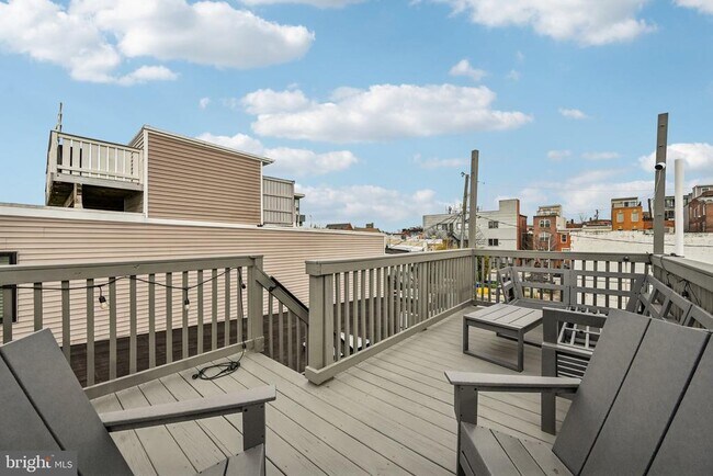 Building Photo - 503 S Bouldin St