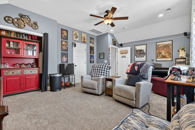 Building Photo - 1305 Apple Blossom Rd
