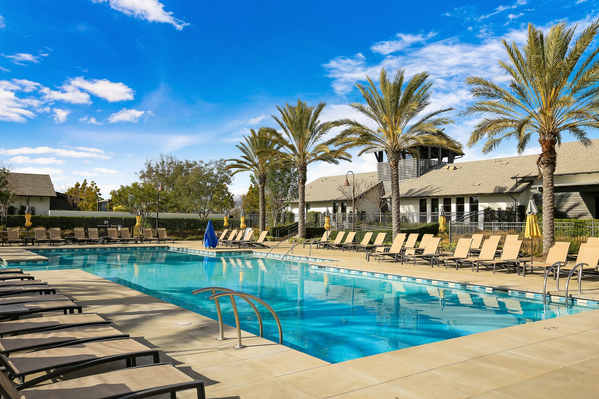 Building Photo - 1100 Lasso Way