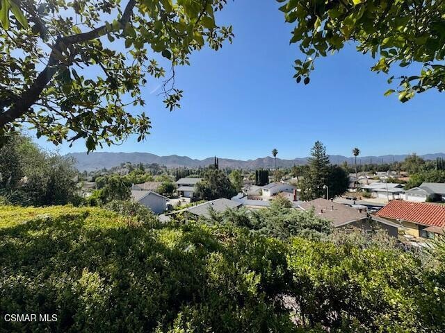 Building Photo - 5927 Dovetail Dr