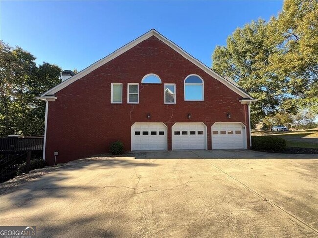 Building Photo - 3895 Butterstream Way