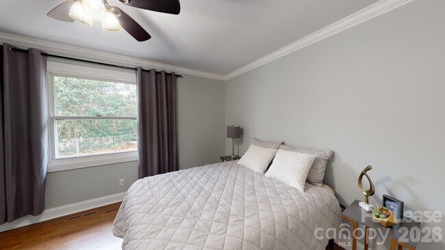 Building Photo - 4227 Murrayhill Rd