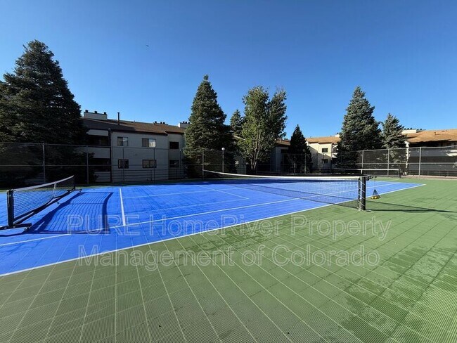 Building Photo - 6590 Delmonico Dr
