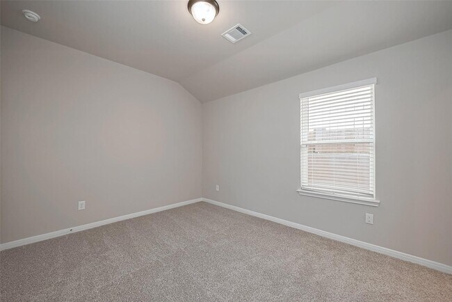 Building Photo - 1864 Canyon Live Oak St