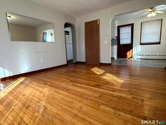 Building Photo - 407 CT-2