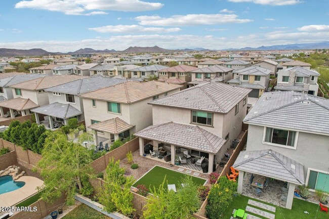 Building Photo - 3551 E Louise Dr