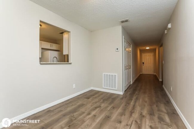 Building Photo - 1360 S CENTRAL AVE, APOPKA, FL 32703