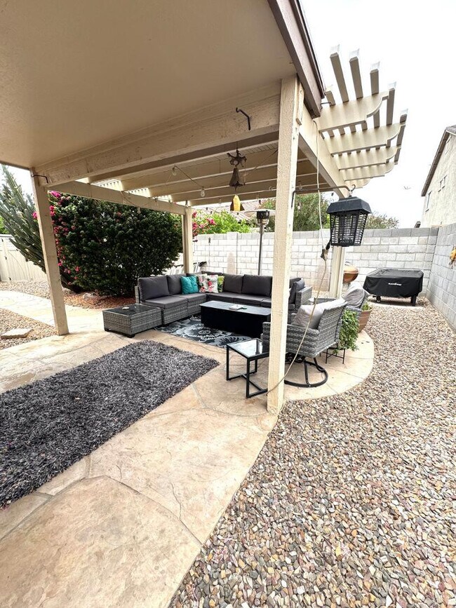 Building Photo - 1518 W Lobster Trap Dr