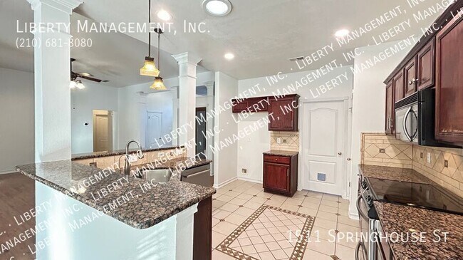 Building Photo - 1511 Springhouse St