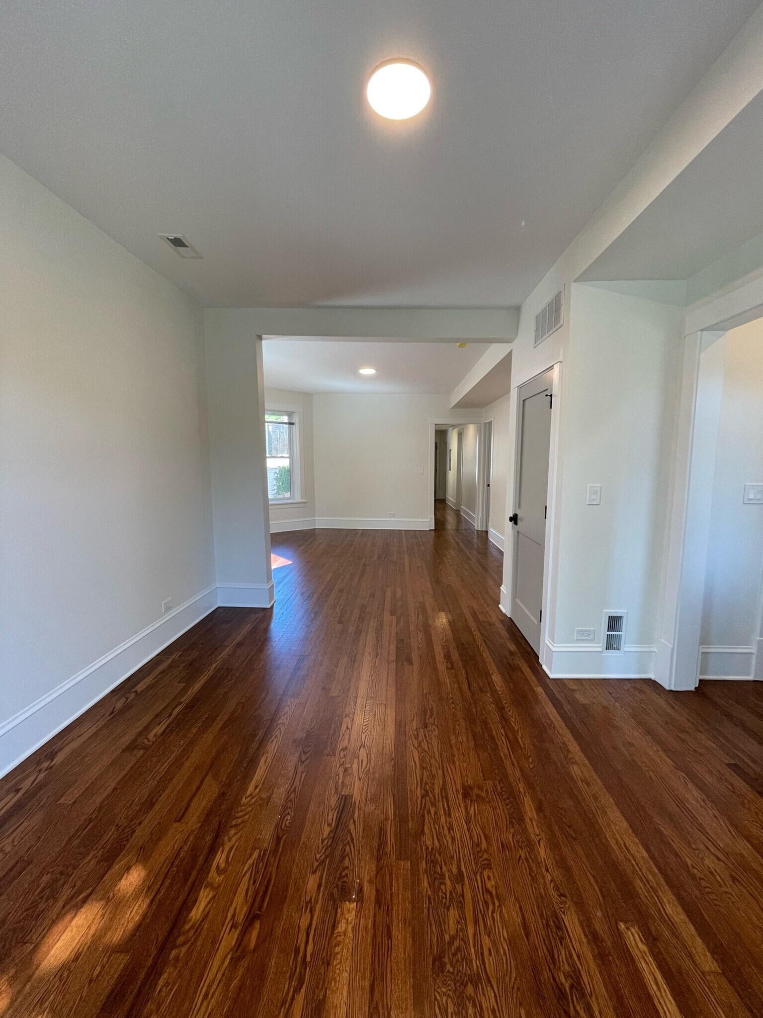 Building Photo - 3436 N Springfield Ave