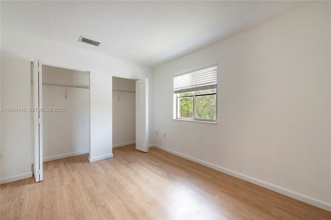 Building Photo - 17347 NW 7th Ave