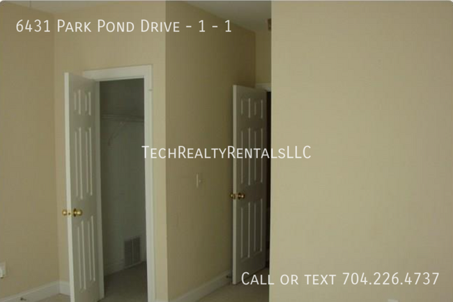 Building Photo - 6431 Park Pond Dr