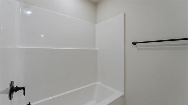 Building Photo - 1851 Lapis Ave