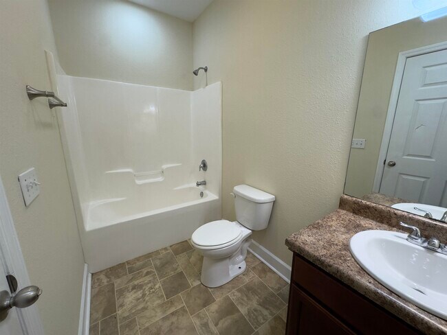 Building Photo - 1846-2 Belle Vue Way