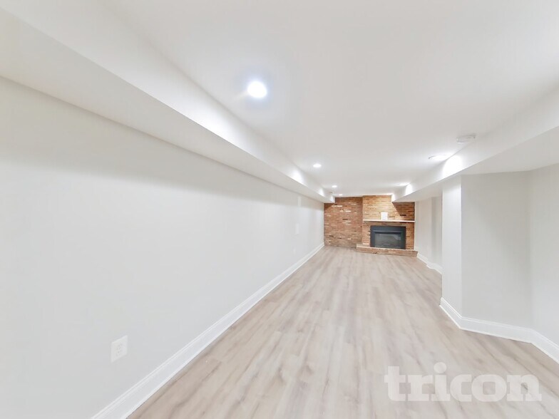 Building Photo - 106 Oakmere Rd