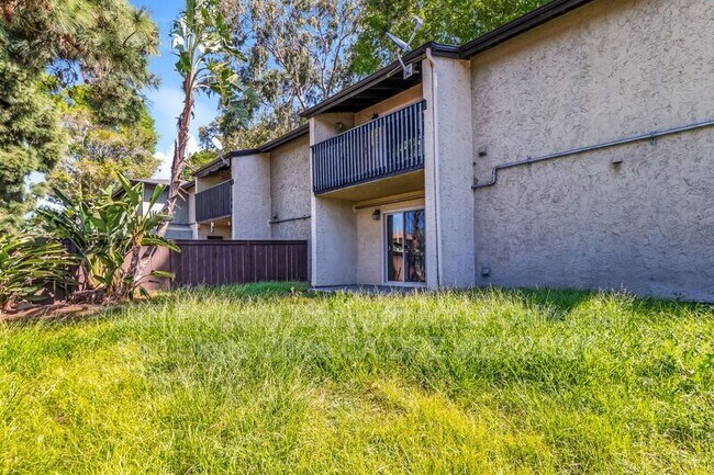 Building Photo - 321 Rancho Dr