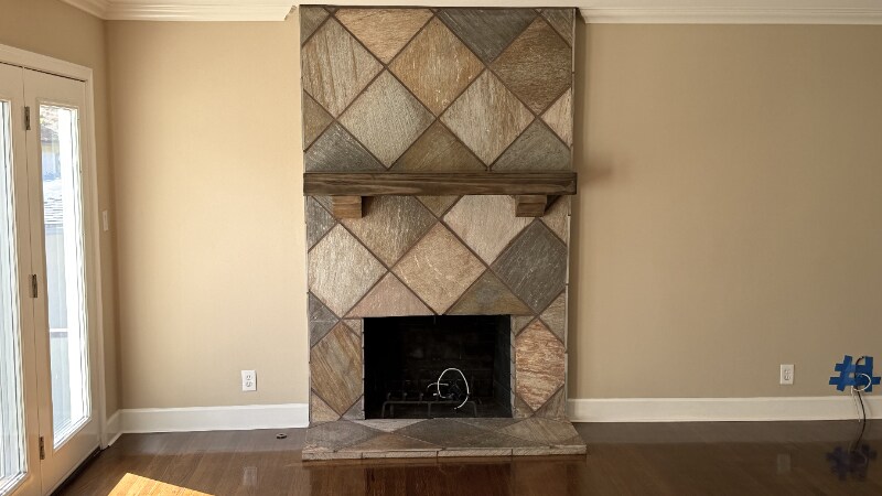 Building Photo - 1090 Pine Bluff Dr