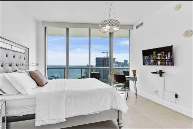 Building Photo - 888 Biscayne Blvd