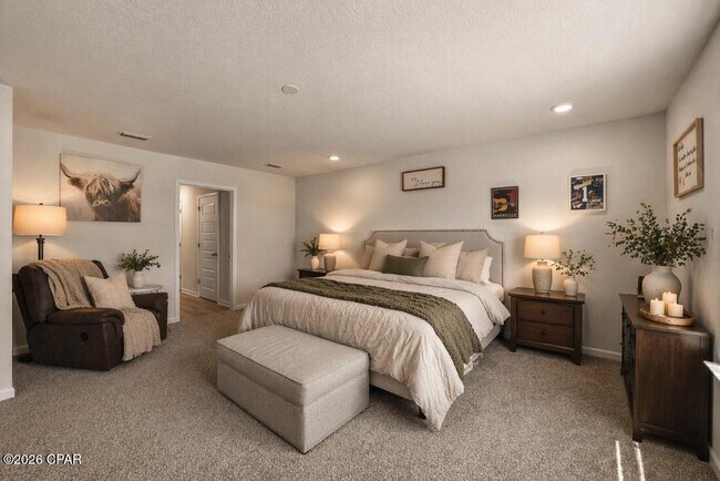 Building Photo - 7504 Delancey St