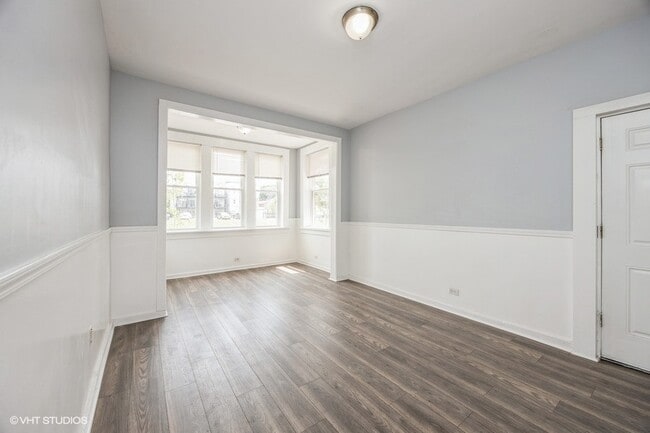 Building Photo - 1340 S Kedvale Ave