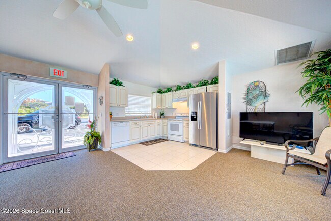 Building Photo - 8903 Laguna Ln