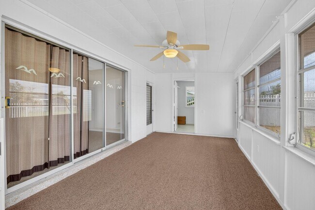 Building Photo - Affordable Sun city Home