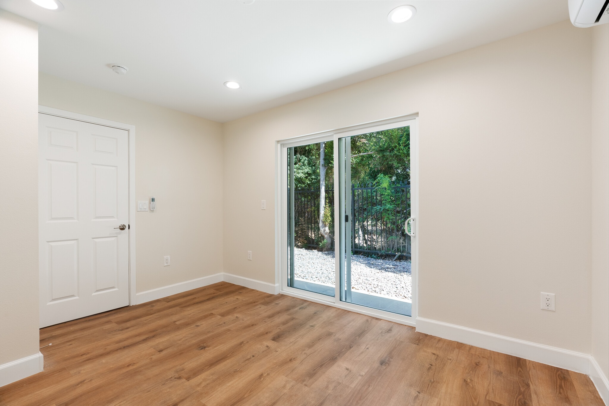 Building Photo - 2447 29th St