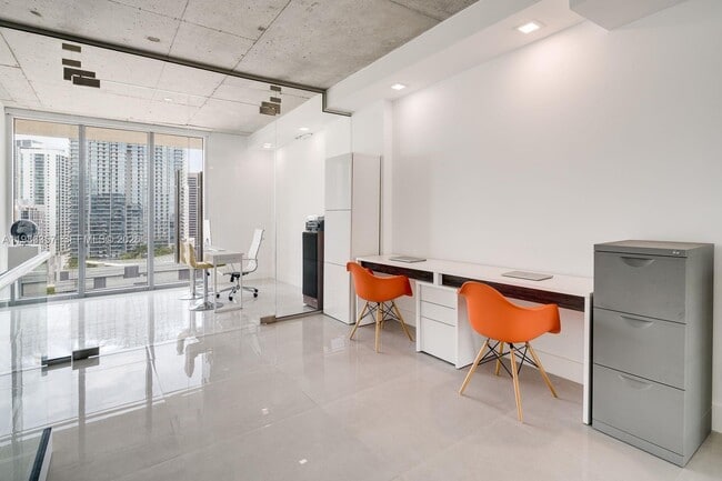 Building Photo - 690 SW 1st Ct