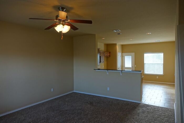 Building Photo - 7305 Prairie Twyne Dr