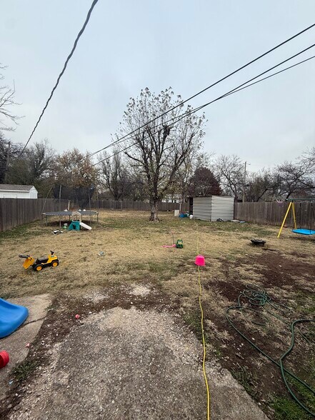 Building Photo - 1326 Hite Blvd