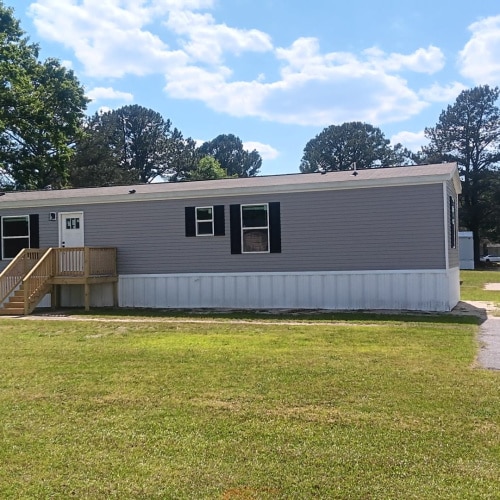 Building Photo - 1600 Deejay Ln