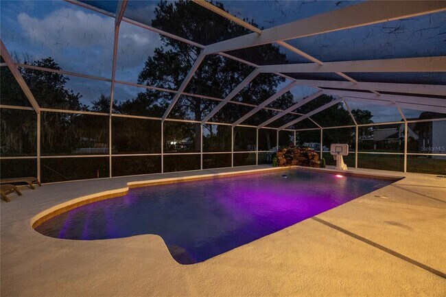 Building Photo - 22481 Southshore Dr