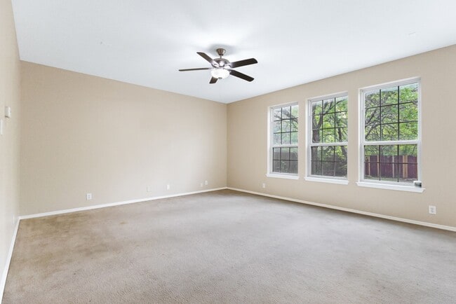 Building Photo - 4914 Roan Brook