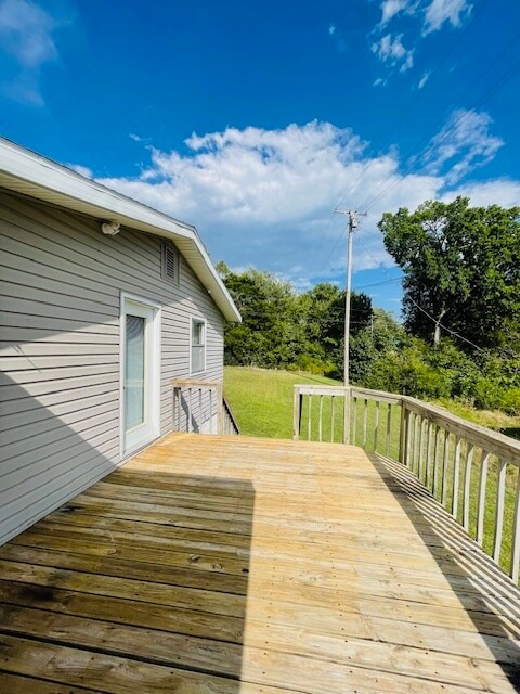 Building Photo - Branson Single Family Home