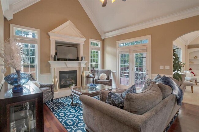 Building Photo - 415 Oxmoor Lake Dr