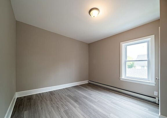 Primary Photo - "Charming 3-Bedroom Haven with Elegant Gra...