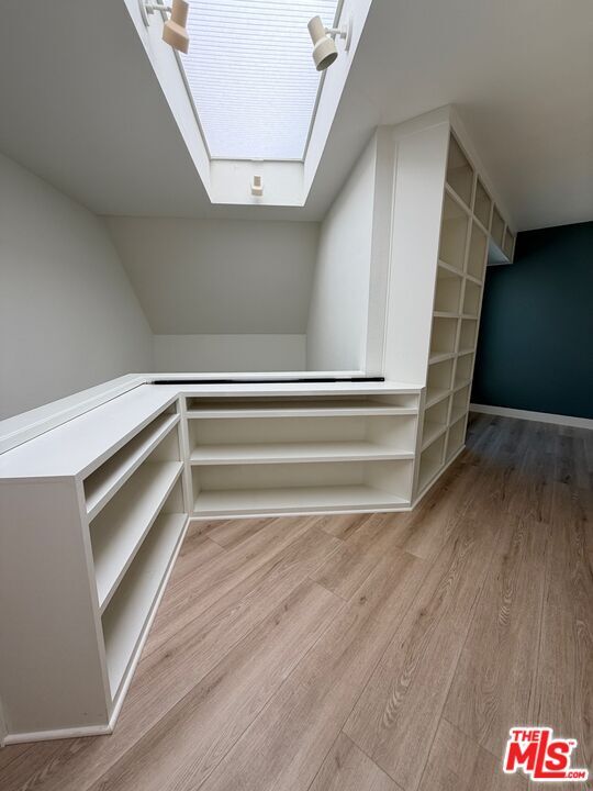 Building Photo - 12 Moss Glen