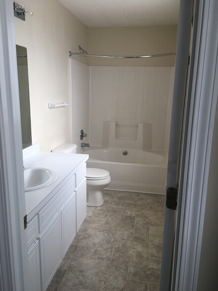 Building Photo - 1225 Centipede Dr