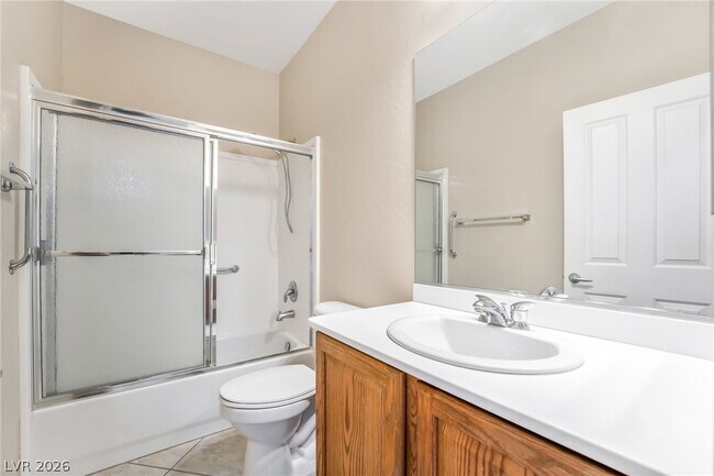 Building Photo - 2560 Crater Rock St