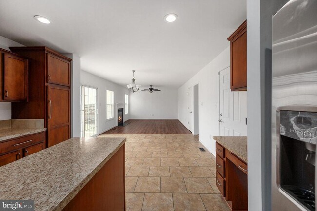 Building Photo - 259 Olympic Dr