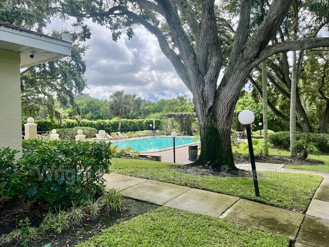 Building Photo - 2690 Coral Landings Blvd