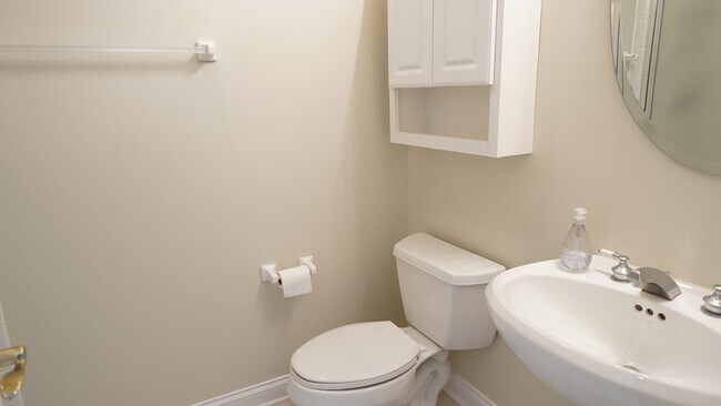 Building Photo - 2664 Goldenrod Ln