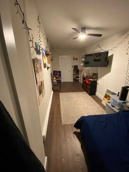 Building Photo - 60 Westville St