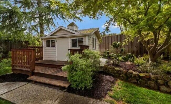 Building Photo - 669 Rock Island Cir