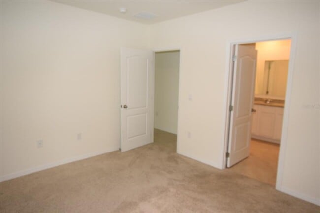 Building Photo - 5215 Mahogany Dr