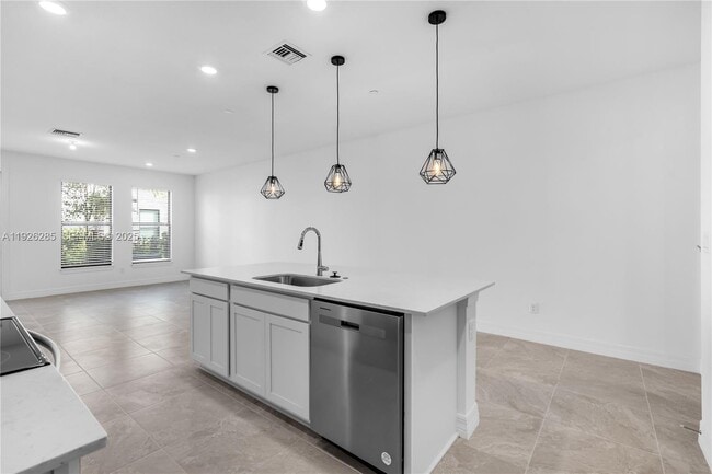 Building Photo - 8356 NW 7th Pl