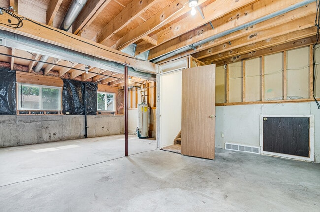 Building Photo - 1552 S Memphis St