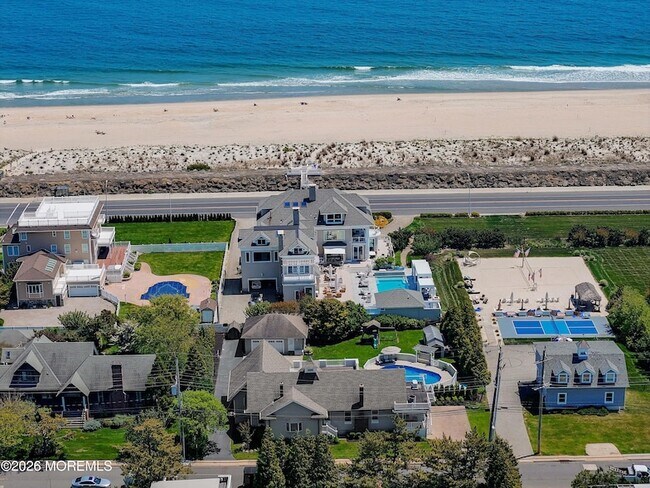 Building Photo - 69 Seaview Ave