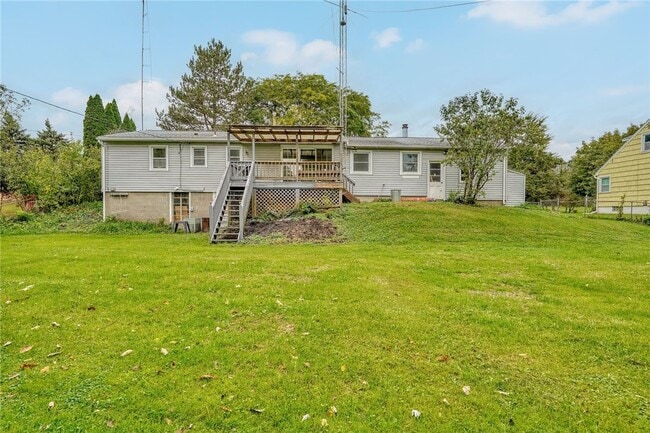 Building Photo - 24 Elaine Dr