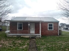 Building Photo - 401 Amber St